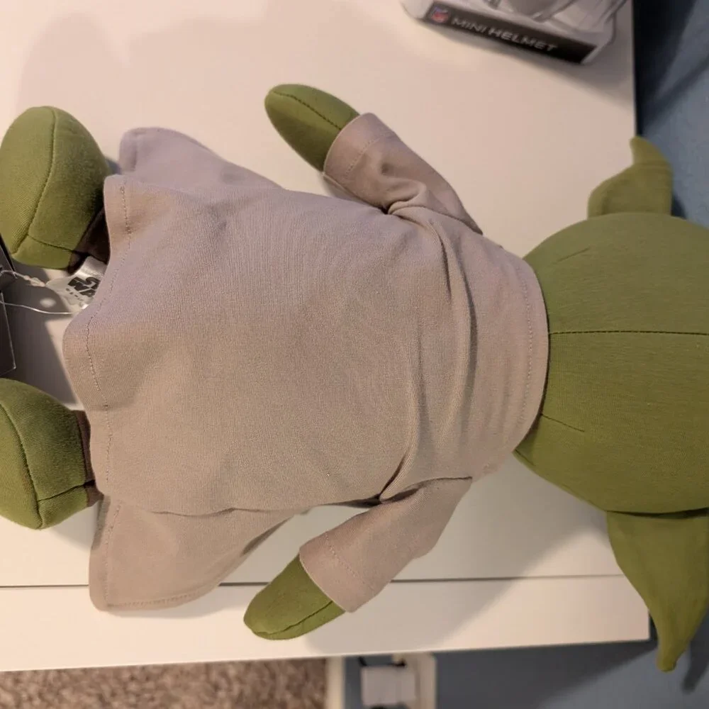 Plush Yoda Yogibo Star Wars Yoda Plush New 13" - Picture 3 of 6
